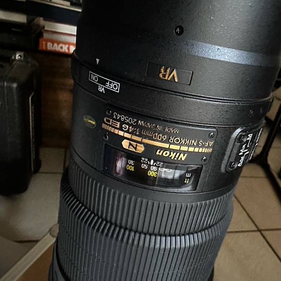 Nikon AF-S NIKKOR 600mm f/4G ED VR Lens - Picture 4 of 8